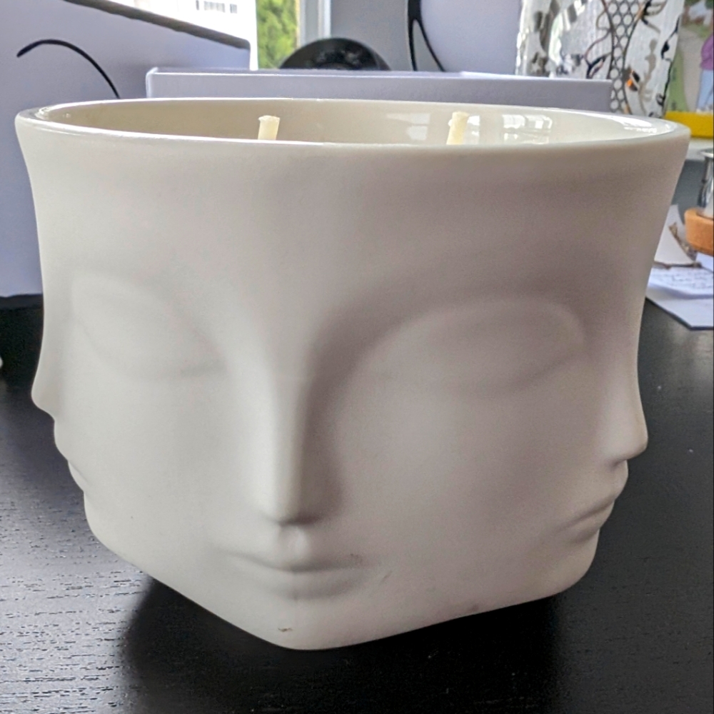 Jonathan Adler Muse Dora Maar (Picasso's muse) Gorgeous Glow Candle